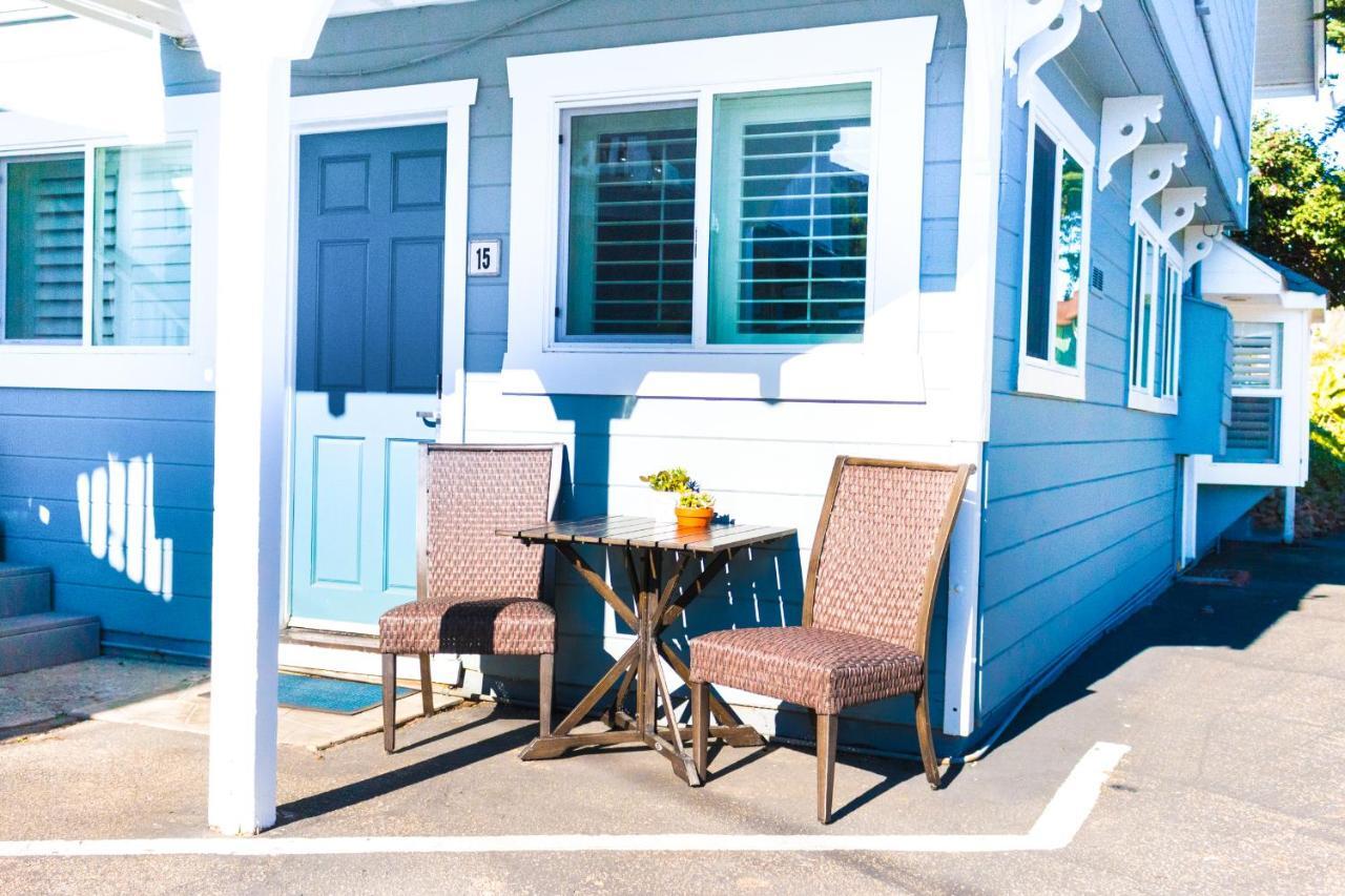 Ocean Echo Inn & Beach Cottages 카피톨라 외부 사진