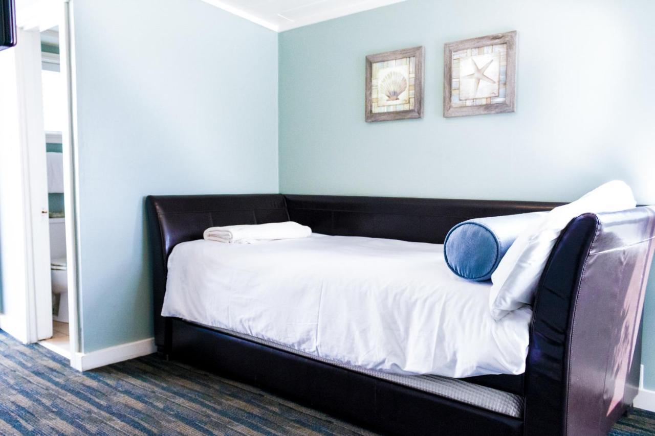Ocean Echo Inn & Beach Cottages 카피톨라 외부 사진